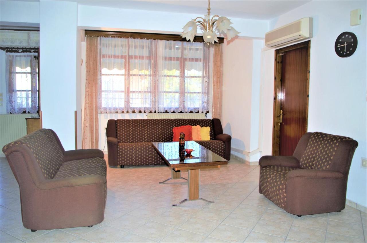 Vranas Property Скала Сотирос Екстериор снимка